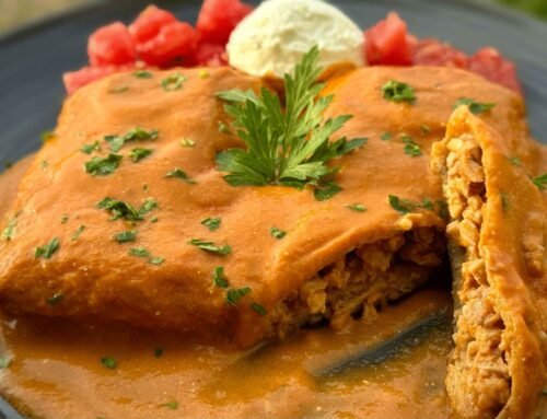 Recept za slane palačinke sa piletinom zapečene u sosu od povrća