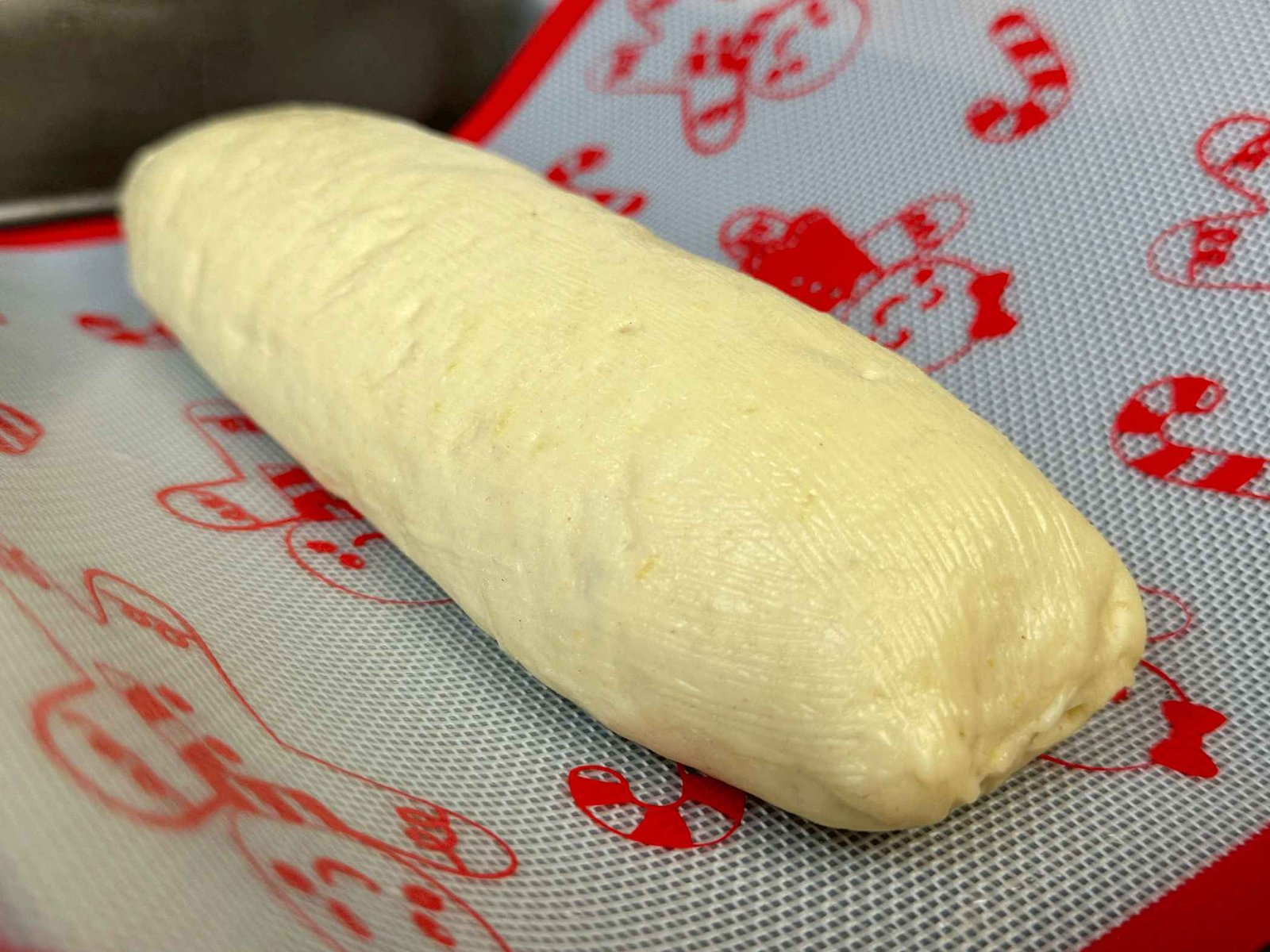 Posna štrudla sa makom u plehu, spremna za pečenje