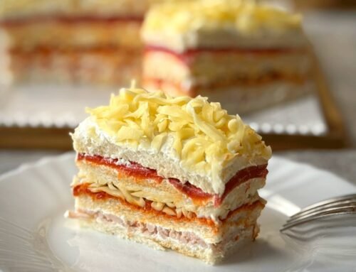 Slana torta sa pečenim paprikama i tost hljebom