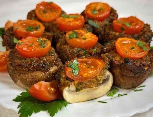 Punjeni šampinjoni sa povrćem i cherry paradajzom