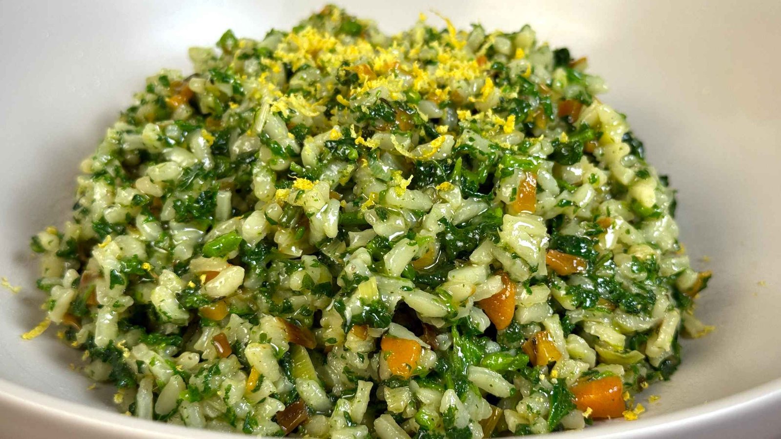 zdravi-rucak-bez-mesa-rizoto-kopriva Zdravi obrok bez mesa: rižoto sa koprivom i limunom.